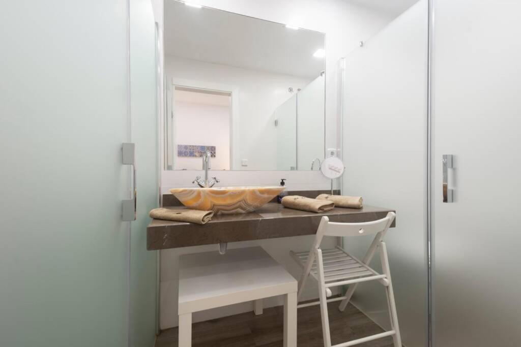 Apartamento Precioso Piso en Paseo de la Bomba free parking Granada Exterior foto