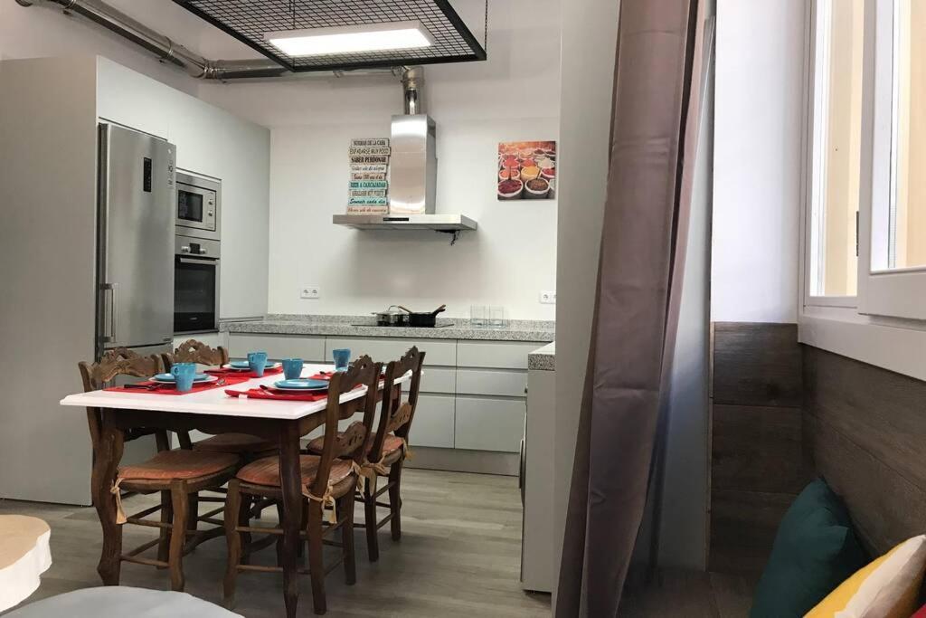 Apartamento Precioso Piso en Paseo de la Bomba free parking Granada Exterior foto
