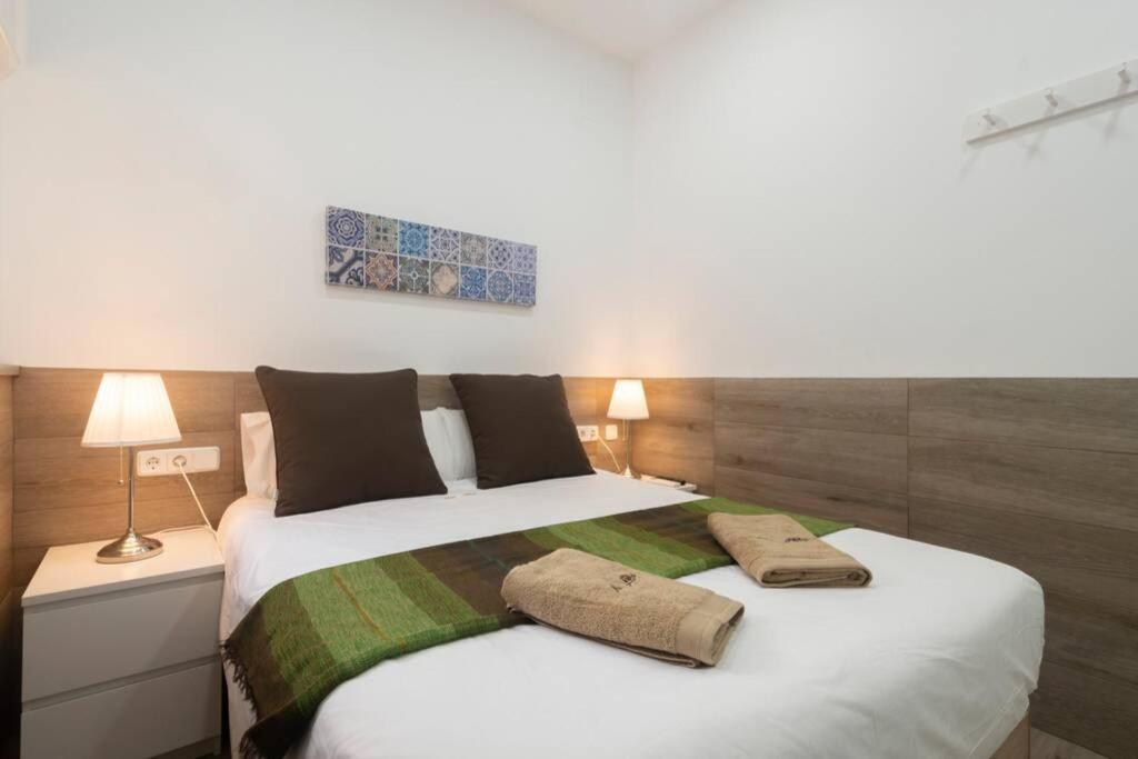Apartamento Precioso Piso en Paseo de la Bomba free parking Granada Exterior foto