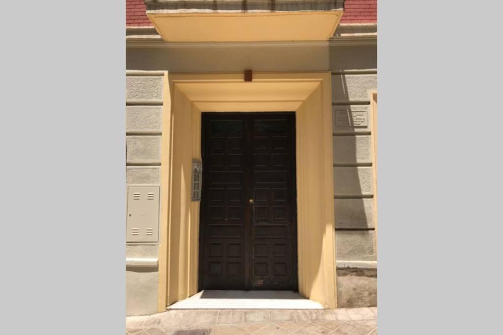 Apartamento Precioso Piso en Paseo de la Bomba free parking Granada Exterior foto