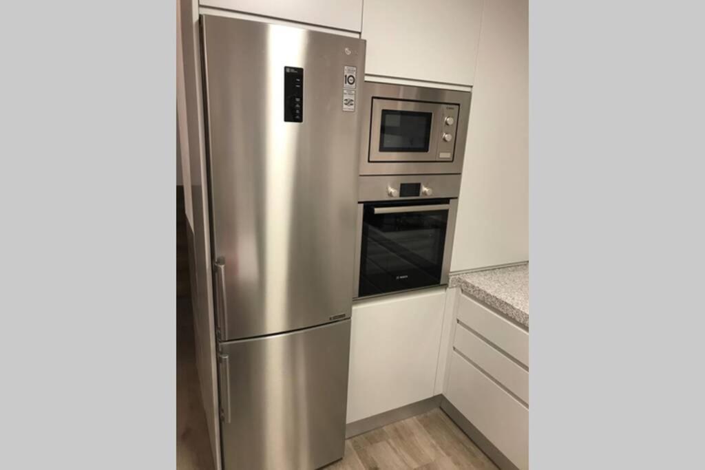 Apartamento Precioso Piso en Paseo de la Bomba free parking Granada Exterior foto